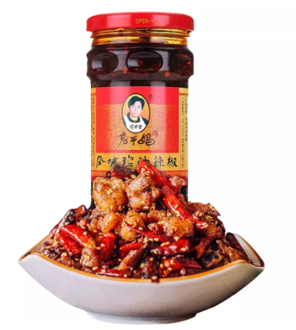 老干妈鸡肉辣酱Chinese Guizhou specialty Laoganma flavor chicken spicy chicken oil pepper 280g / bottle